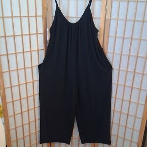 Chic Black Sleeveless Jumpsuit